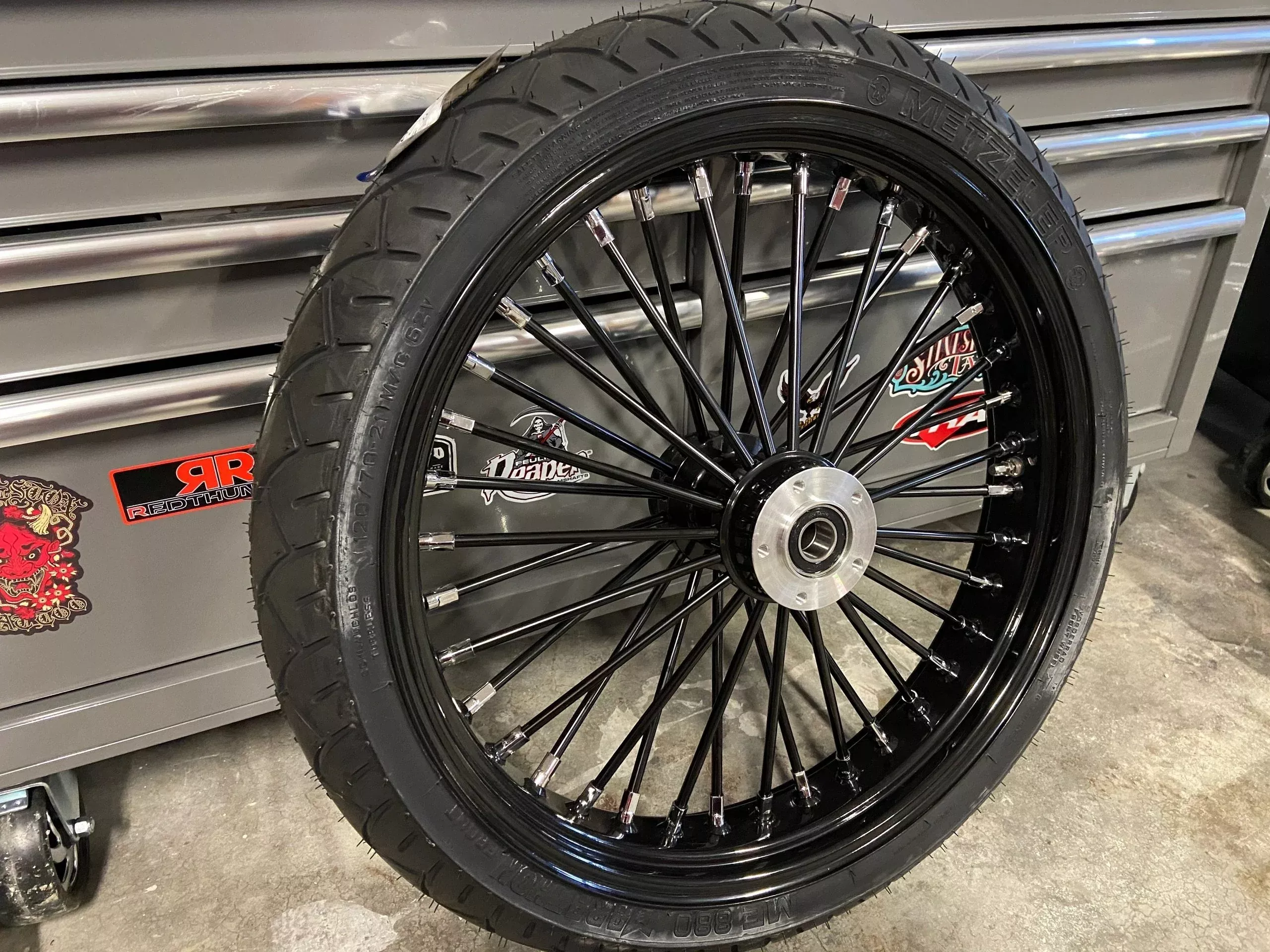 BIG SPOKE FRONT WHEEL/TIRE PACKAGE BLACK 21X3.5" HARLEY BAGGER MODELS 09-25