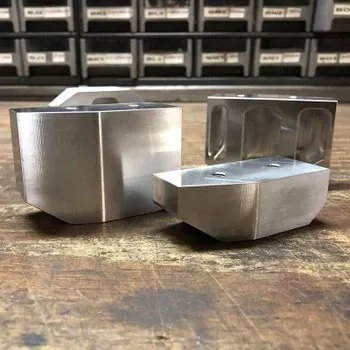 BK KICKSTAND LIFT BLOCKS HARLEY DAVIDSON MODELS