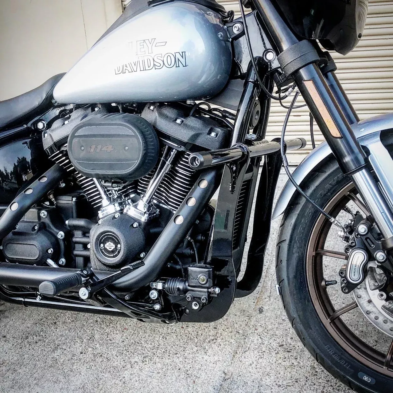 Bung King High Bar Crash Bar - M8 Softail