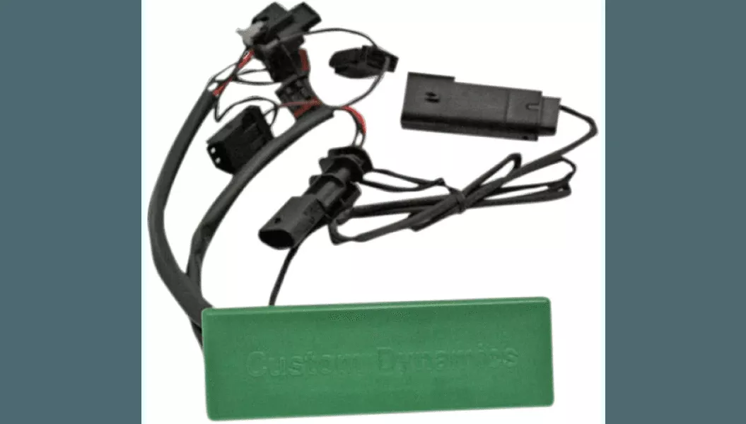 Custom Dynamics Smart Triple Play Signal Conversion Module for'18-Up Harley Davidson Low Rider, FXDR 114, Heritage Classic and Deluxe Models