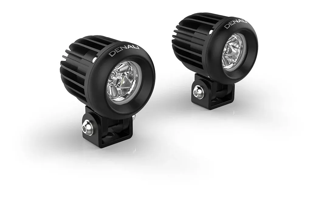 Denali D2 Driving Light Kit With Fender Mount