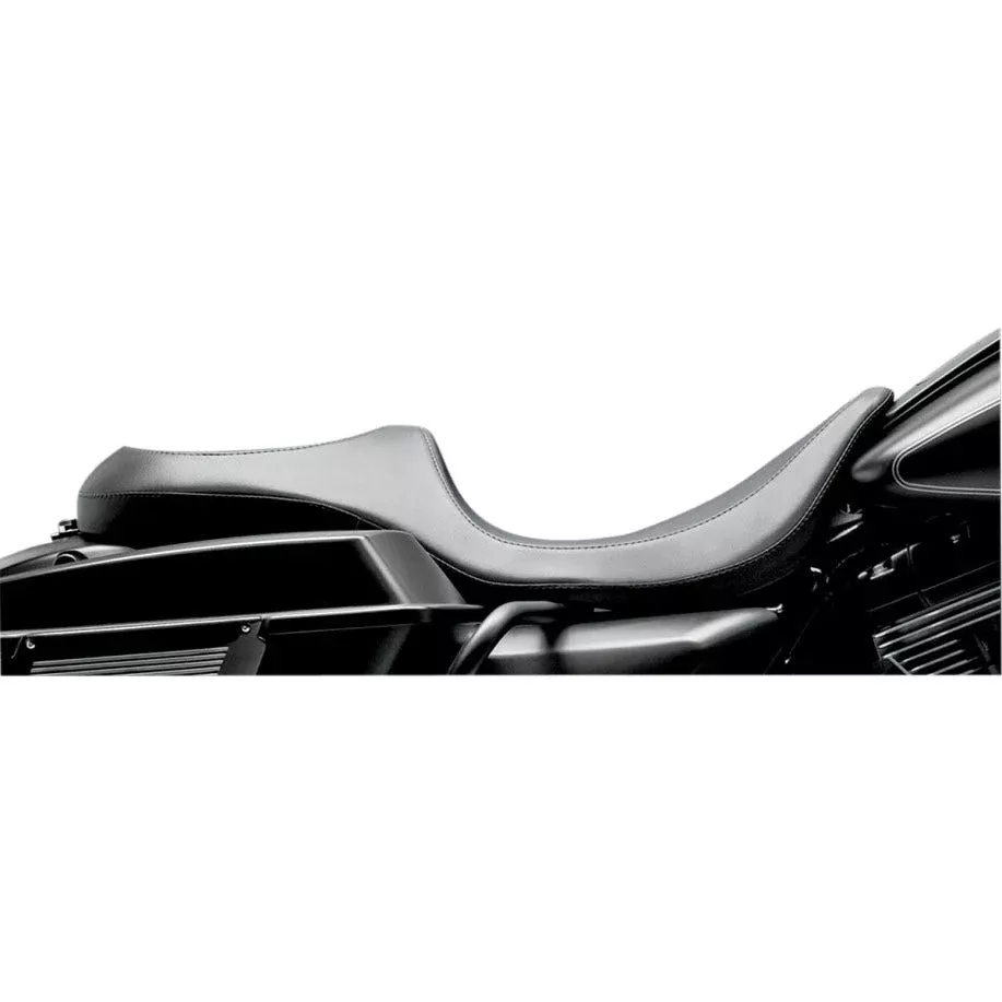 Le Pera LK-817 Villain 2-Up Seat for Harley Touring FLH/T 08-23
