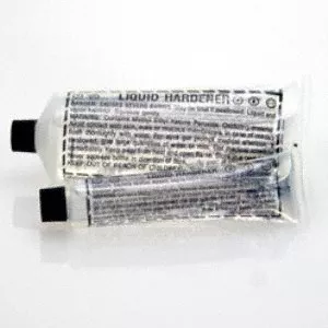 LIQUID HARDENER {1/2 OZ}