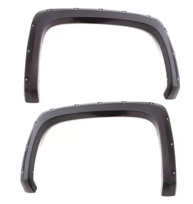 Lund RX125S Elite Series Black Rivet Style Fender Flare (Smooth Finish, 4pc Set)