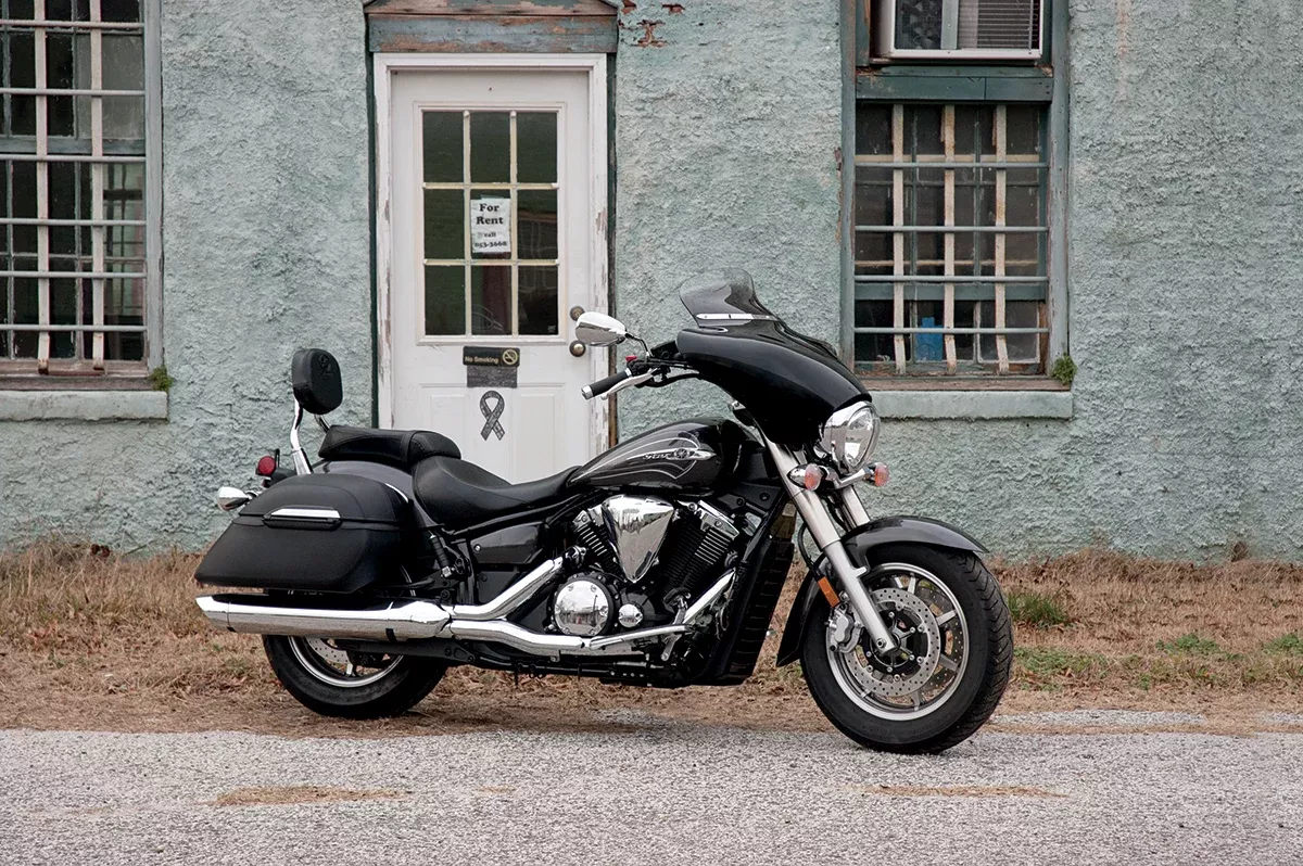 MEMPHIS SHADES Batwing Fairing – Black MEM7031