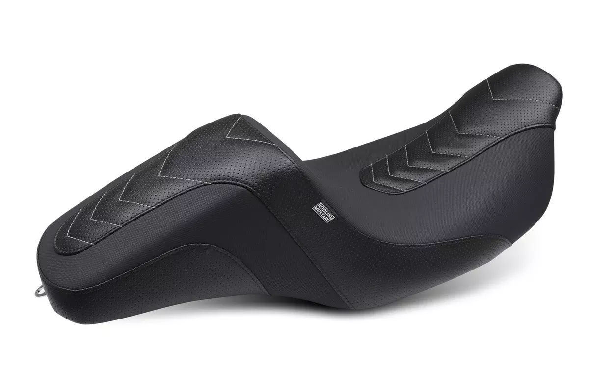 Mustang Squareback Seat - 76322GM For Harley Touring 2008-2025