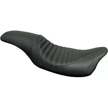 Mustang Tripper Fastback™ Seat – 76712 For Harley Touring 2008-2025