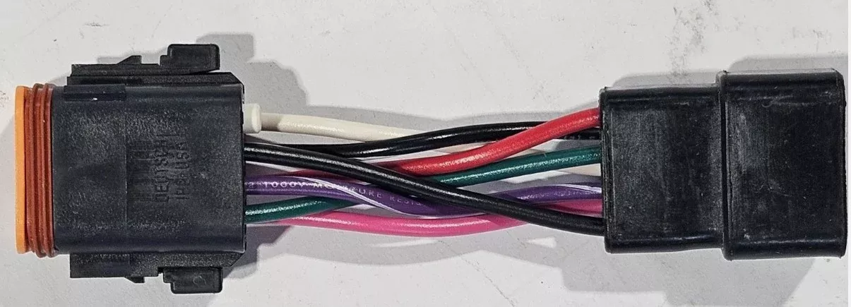 Open Box - Ignition Module Adapter 8-pin to 7-pin for Harley Davidson by V-Twin