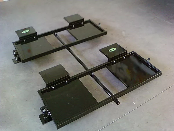 Roll Off Scale Stand
