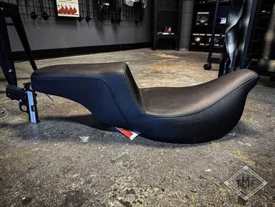 Saddlemen Seat 08+ FLTR Gripper Seat