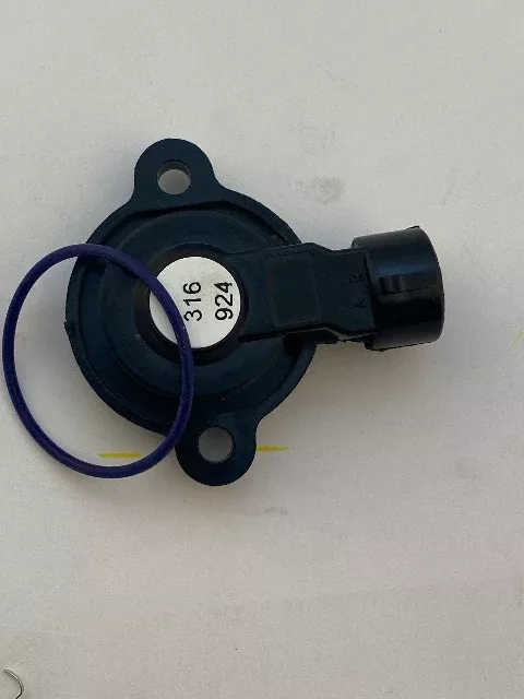 Standard Motor Products Throttle Position Sensor for 06-17 Harley Dyna Touring