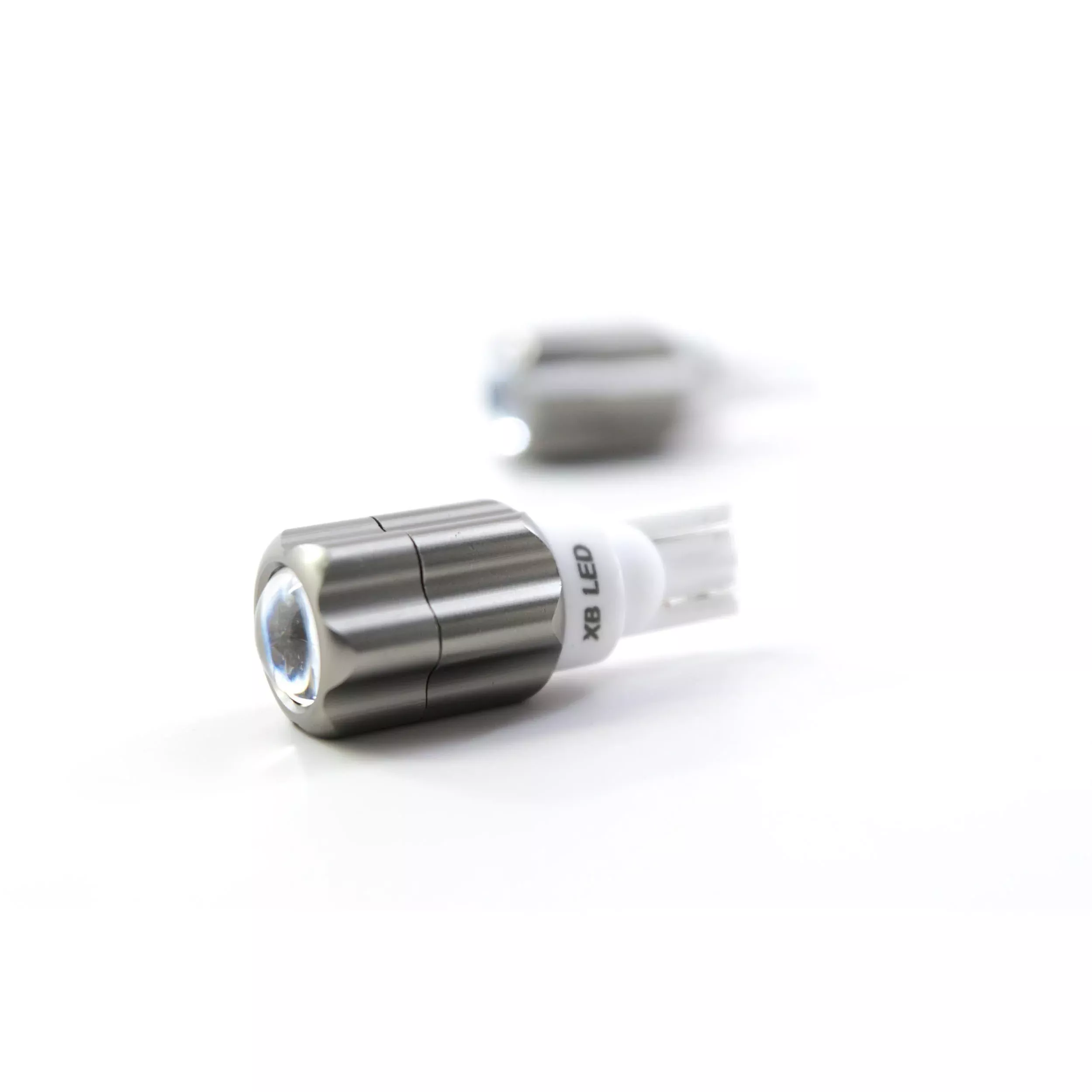 Universal White 921/T15 XB LED (LED640)